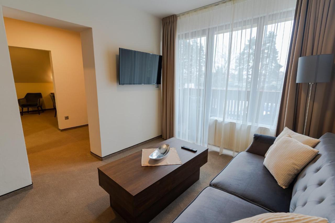 Demaenova **** Hotel